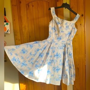 Disney Princess blue & white off the shoulder toile print full skirt dress, XL
